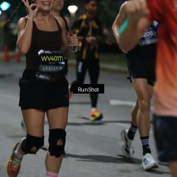 Runner Photo 6951625