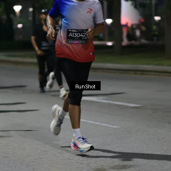 Runner Photo 6951635