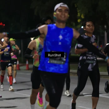 Runner Photo 6951643