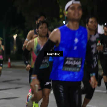 Runner Photo 6951651