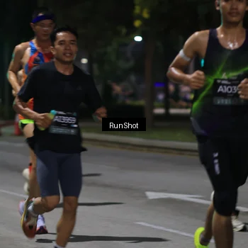 Runner Photo 6951653