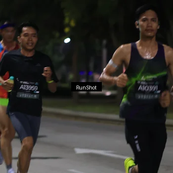 Runner Photo 6951656