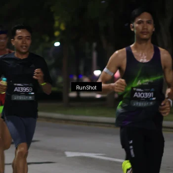 Runner Photo 6951657
