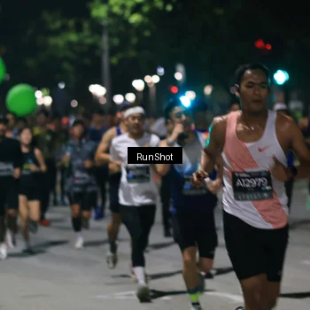 Runner Photo 6951668