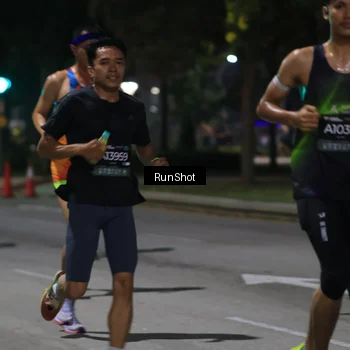 Runner Photo 6951669