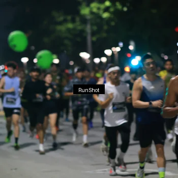 Runner Photo 6951673