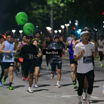 Runner Photo 6951679