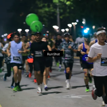 Runner Photo 6951686