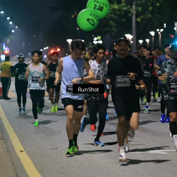 Runner Photo 6951688