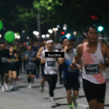 Runner Photo 6951689