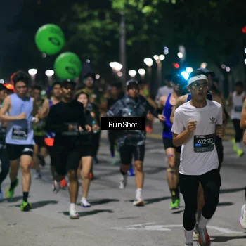 Runner Photo 6951698