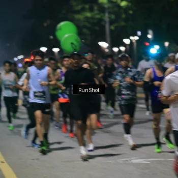 Runner Photo 6951701