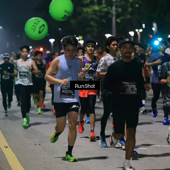 Runner Photo 6951703