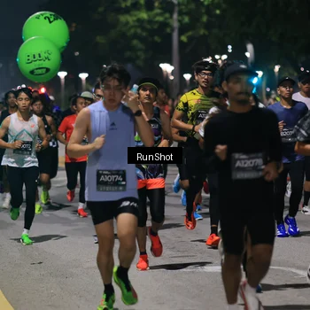 Runner Photo 6951708
