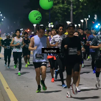 Runner Photo 6951709