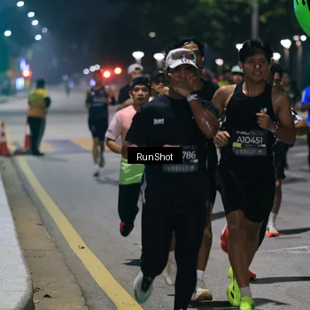 Runner Photo 6951715
