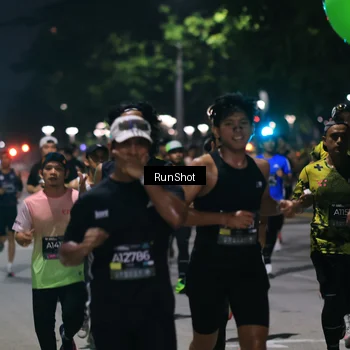 Runner Photo 6951717