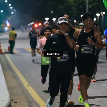 Runner Photo 6951725