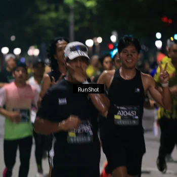 Runner Photo 6951732