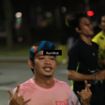 Runner Photo 6951759