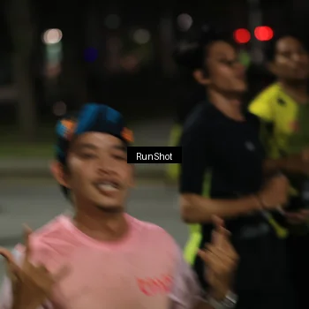 Runner Photo 6951763