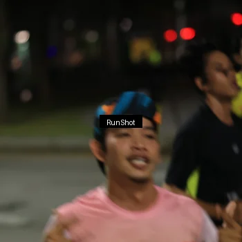 Runner Photo 6951764