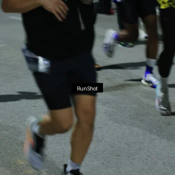 Runner Photo 6951768