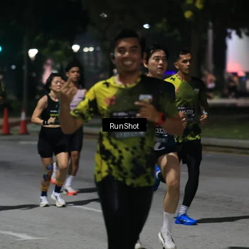 Runner Photo 6951791