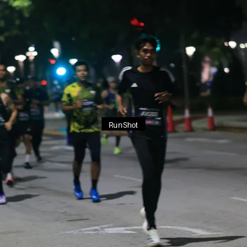 Runner Photo 6951793