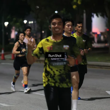Runner Photo 6951797