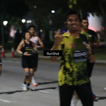 Runner Photo 6951801