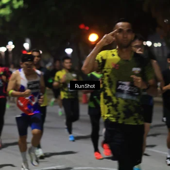 Runner Photo 6951809