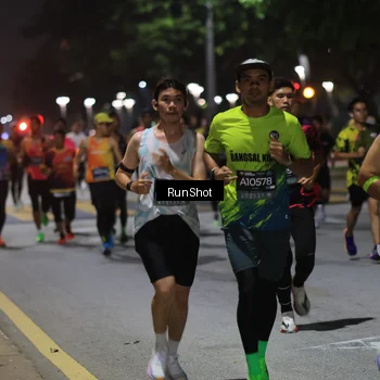 Runner Photo 6951813