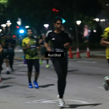 Runner Photo 6951814