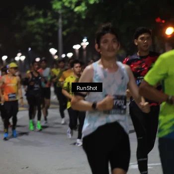 Runner Photo 6951835
