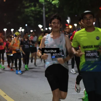 Runner Photo 6951839