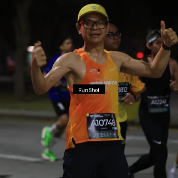 Runner Photo 6951862
