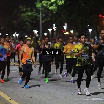 Runner Photo 6951864