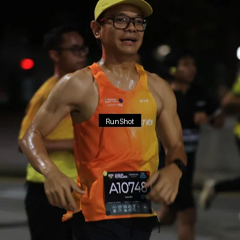 Runner Photo 6951874