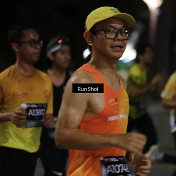 Runner Photo 6951881