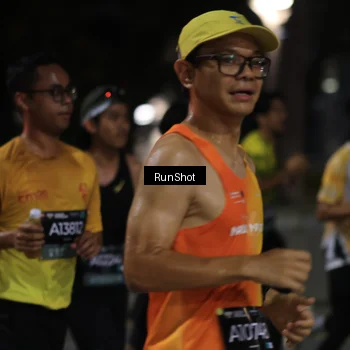 Runner Photo 6951882