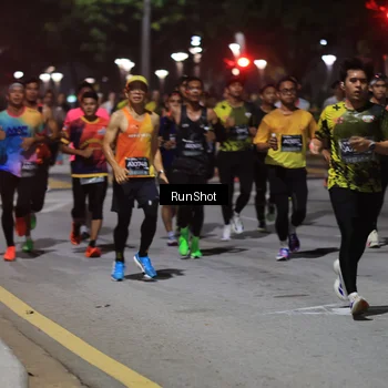 Runner Photo 6951888