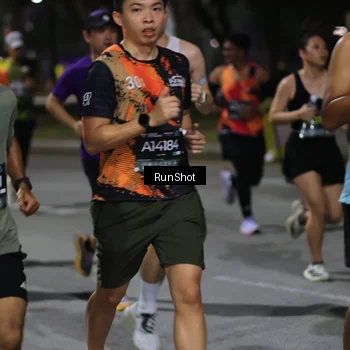 Runner Photo 6951922