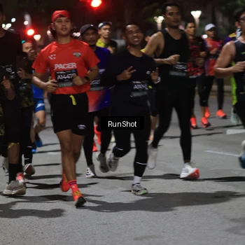 Runner Photo 6951942