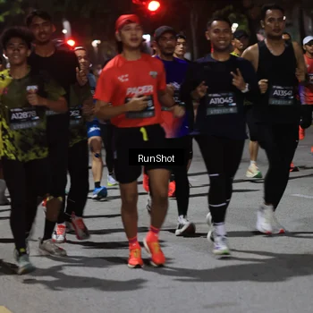 Runner Photo 6951948