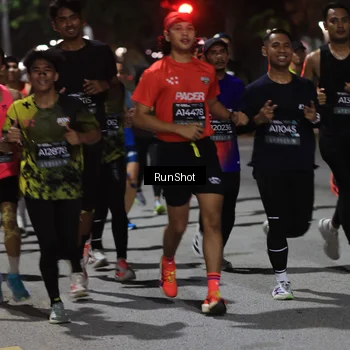 Runner Photo 6951951