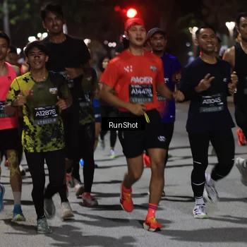 Runner Photo 6951953