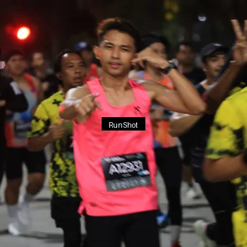 Runner Photo 6951978