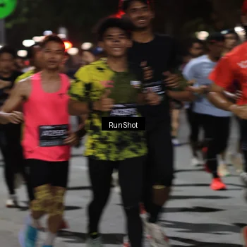 Runner Photo 6951993
