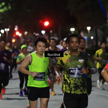 Runner Photo 6952002